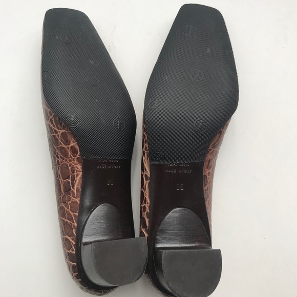 ESCADA SquareToe Low Heel Croc Print Leather Pumps - Picture 4 of 8